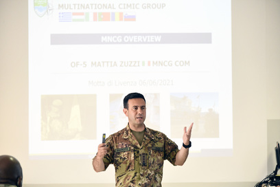3. intervento del colonnello zuzzi  comandante del multinational cimic group