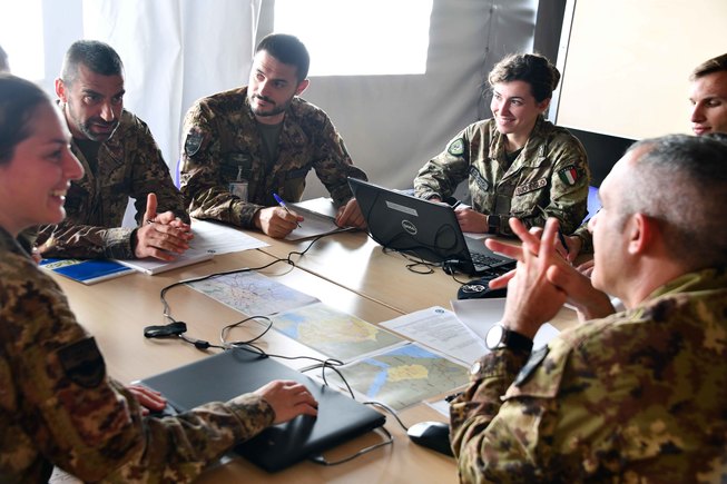 Metodi E Didattiche Delle Attività Motorie TAILORED CIMIC ORIENTATION COURSE FOR ITALIAN OFFICERS AND NCOs - CIMIC