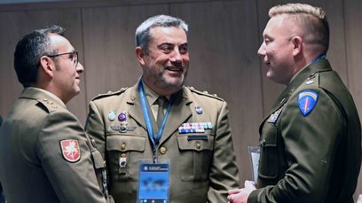 Military audience in discussion